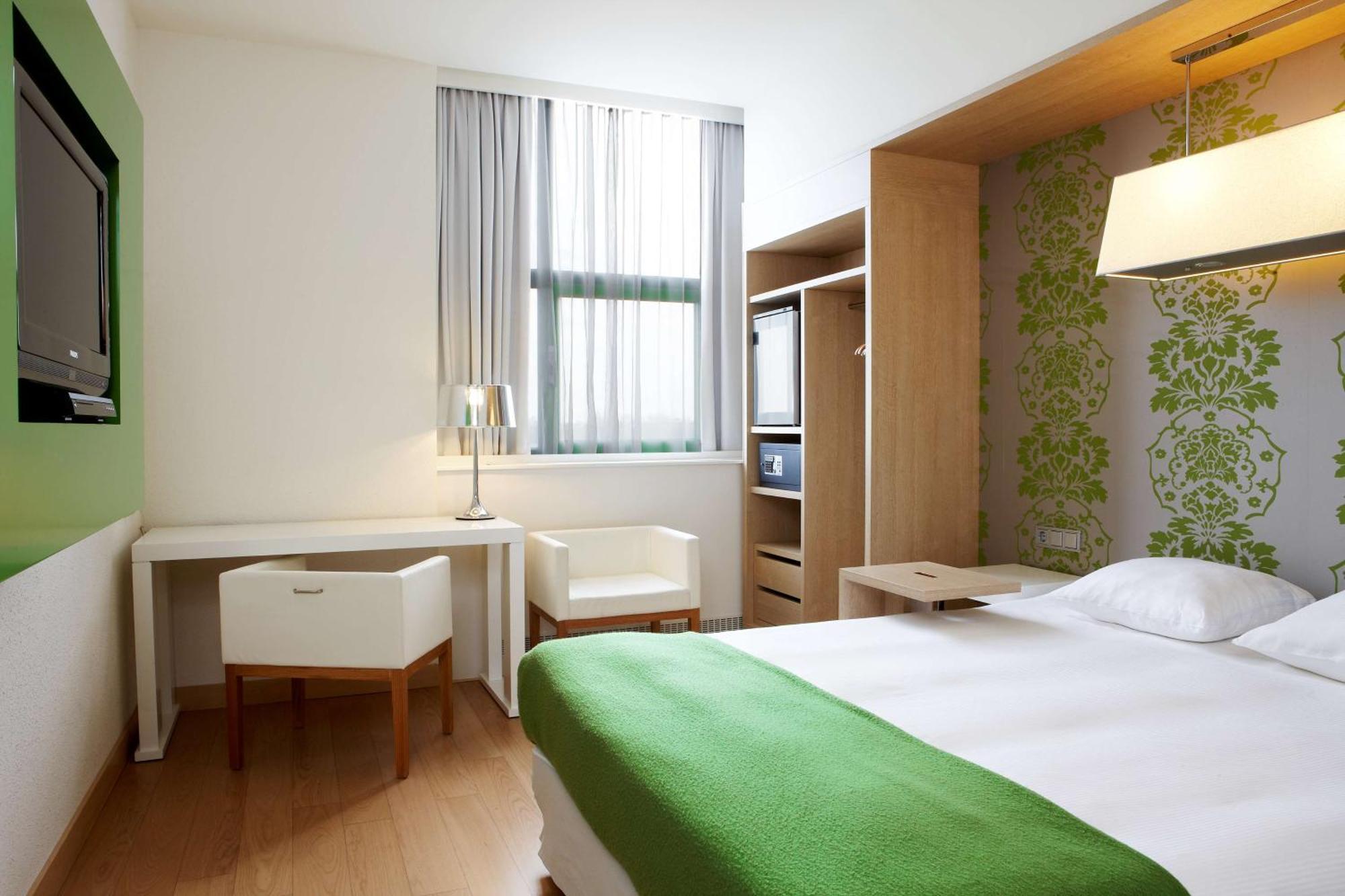 Nh Amsterdam Noord Hotel Exterior photo
